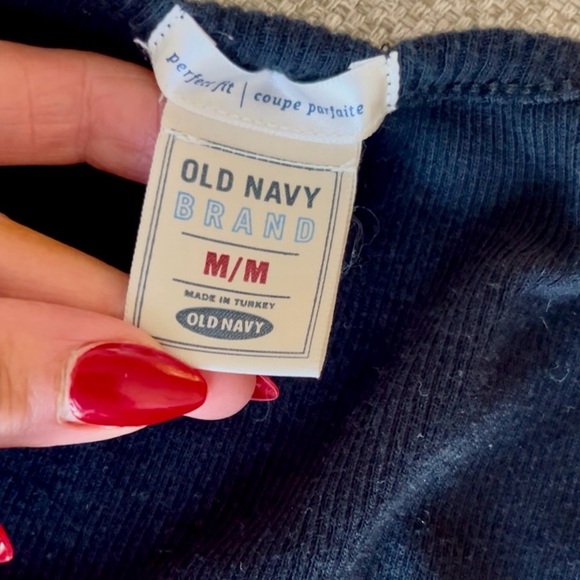 Elegant Black Lace-Embellished Women's Top - Picture 5 of 5